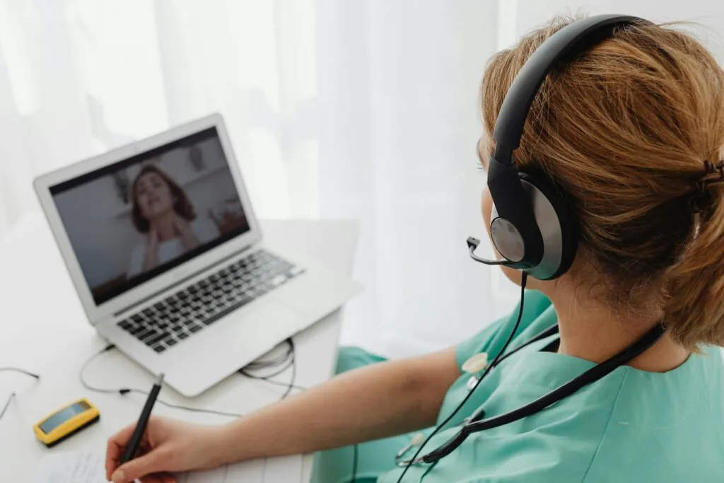 Online physiotherapy consultation with a professional physio. Get expert advice and pain relief treatment from home.